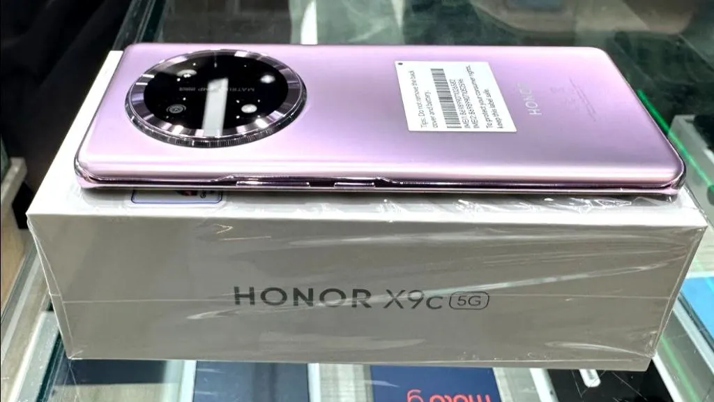 Honor 5G smartphone